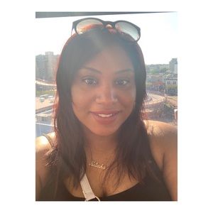 Meet your Posher, Natasha